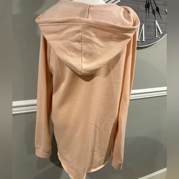 Independent Trading Company Local Boutique - Island Vibes worn 2x Size Large - Picture 3 of 13